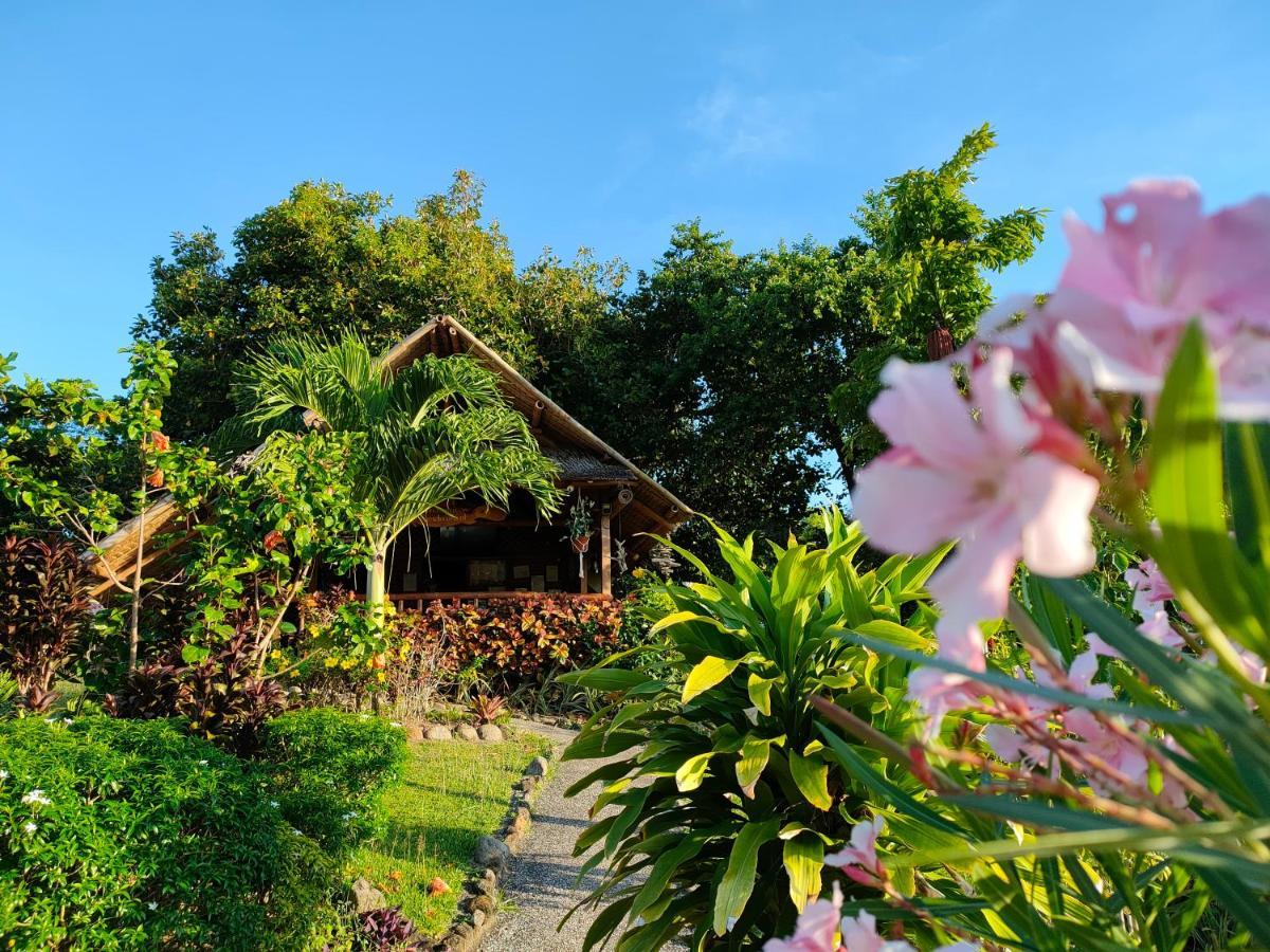 Grandview Cottages Resort Siaton Exterior photo